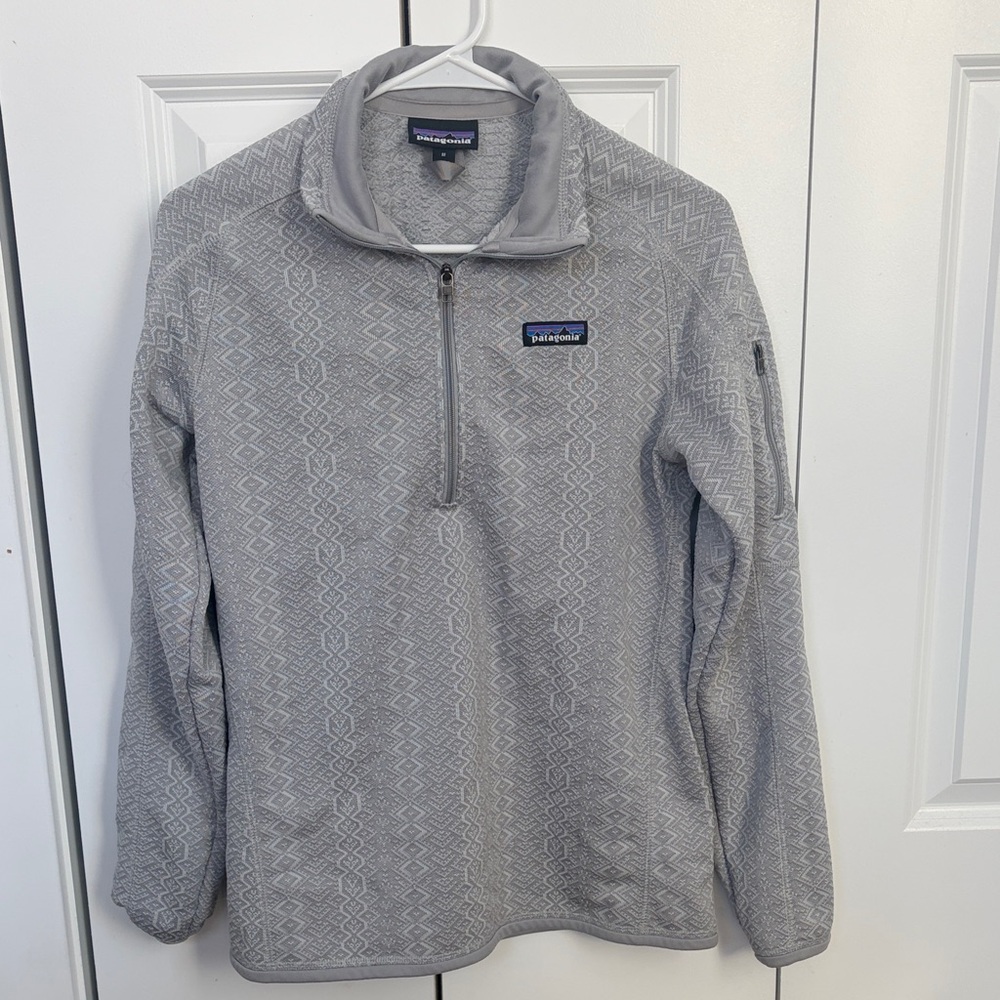 Patagonia Light Gray Patterned Fleece